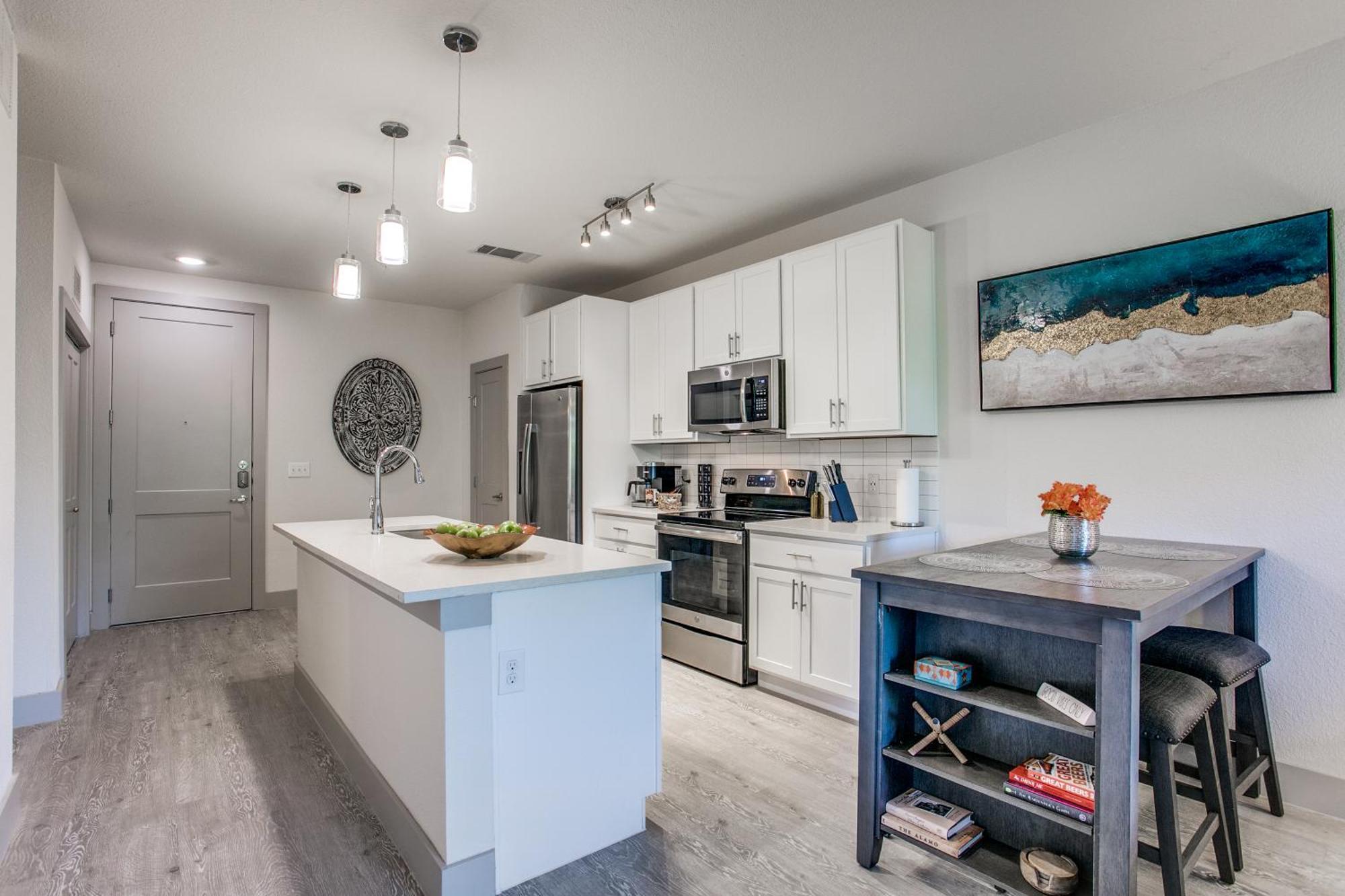 Apartamento Luxury Facing Riverwalk Free Parking Pet Friendly Centrally Located *